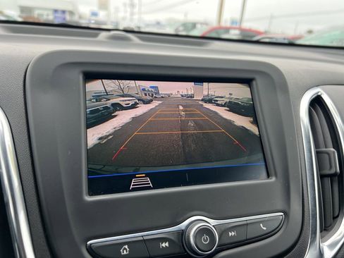 Used 2021 Chevrolet Equinox LT image 13