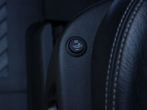 Used 2023 GMC Yukon SLE w/ Max Trailering Package image 26