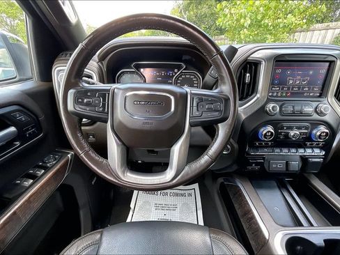 Used 2022 GMC Sierra 1500 Denali AWD/4WD image 5