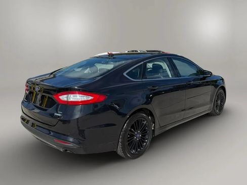 Used 2014 Ford Fusion SE w/ Equipment Group 202A FWD image 8