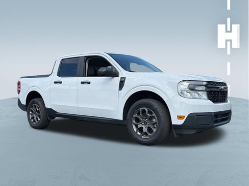 Used 2024 Ford Maverick XLT FWD image 1