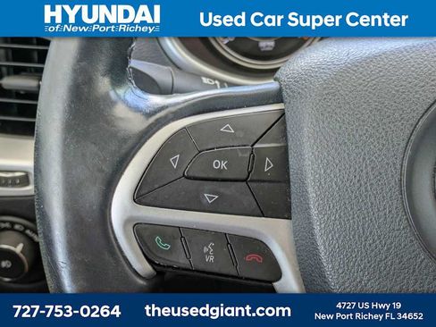 Used 2015 Jeep Cherokee Limited w/ Luxury Group FWD image 33