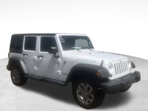 Used 2013 Jeep Wrangler Unlimited Rubicon w/ Connectivity Group AWD/4WD image 7