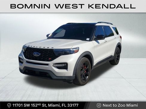 Used 2020 Ford Explorer ST w/ ST Street Pack image 3