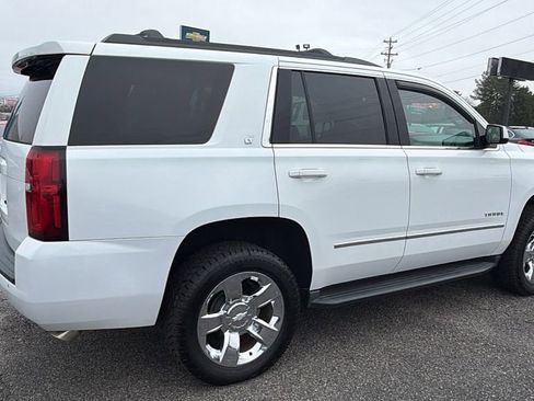 Used 2017 Chevrolet Tahoe LT w/ LT Signature Package image 5