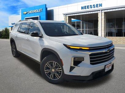 New 2026 Chevrolet Traverse LT w/ LPO, Floor Liner Package