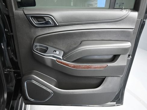 Used 2020 GMC Yukon XL SLT image 41