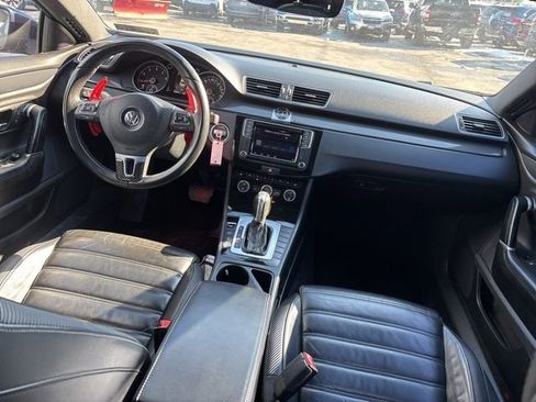 Used 2017 Volkswagen CC R-Line Executive image 9