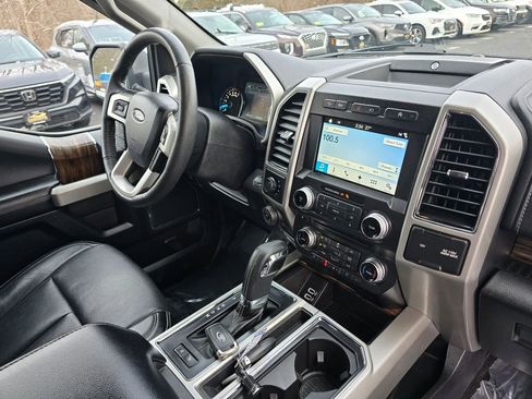 Used 2018 Ford F150 Lariat w/ Equipment Group 502A Luxury image 31