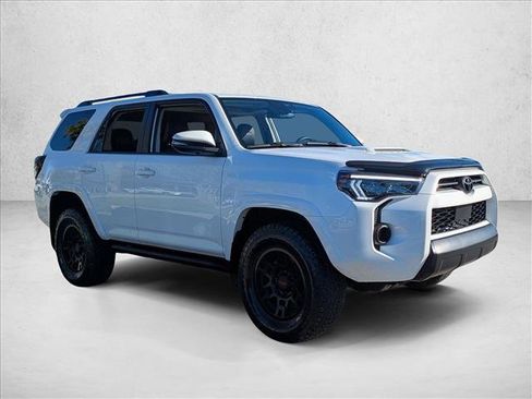 Certified 2023 Toyota 4Runner TRD Off-Road Premium image 3