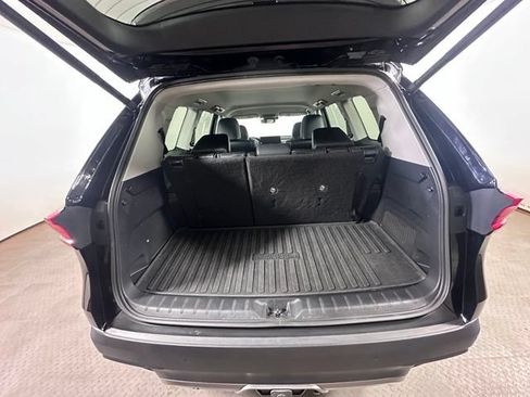 Used 2024 Toyota Grand Highlander AWD image 14