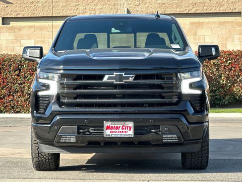 Certified 2025 Chevrolet Silverado 1500 High Country w/ Midnight Edition image 9
