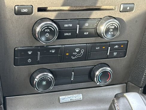 Used 2013 Ford Mustang Premium image 21