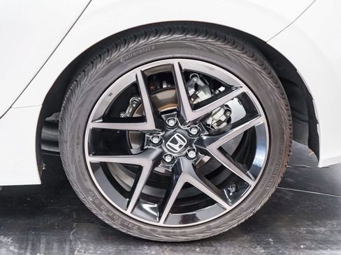 Used 2024 Honda Civic Sport Touring image 10