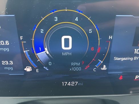 Used 2024 Chevrolet Traverse RS w/ LPO, Floor Liner Package image 22