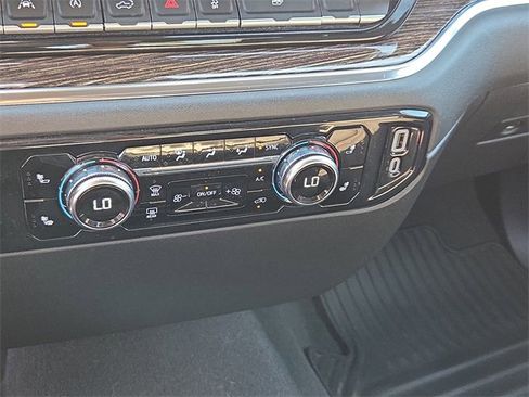 Certified 2024 GMC Sierra 1500 Elevation image 30