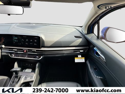 New 2026 Kia Sportage EX FWD image 17