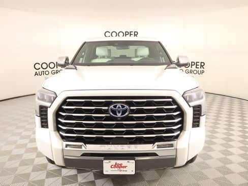 Used 2022 Toyota Tundra Capstone AWD/4WD image 9