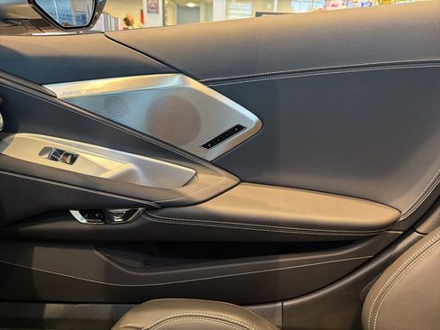 Used 2024 Chevrolet Corvette Stingray w/ Z51 Performance Package image 16