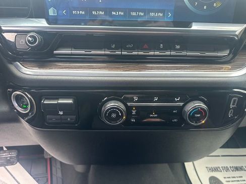 Used 2024 Chevrolet Silverado 2500 LT image 18