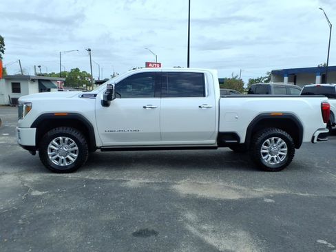 Used 2022 GMC Sierra 2500 Denali w/ Denali Ultimate Package AWD/4WD image 4