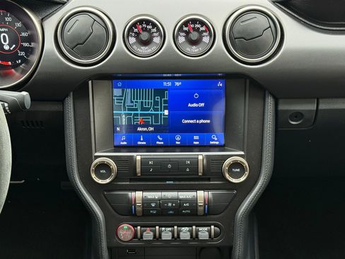 Used 2021 Ford Mustang Shelby GT500 w/ Technology Package image 17