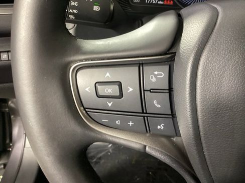 Used 2024 Lexus UX 250h AWD image 27