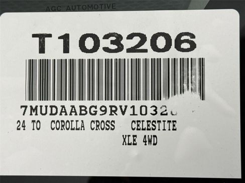 Certified 2024 Toyota Corolla Cross XLE image 61