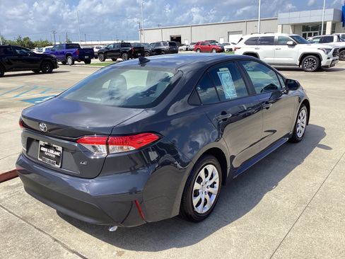 Used 2026 Toyota Corolla LE FWD image 7
