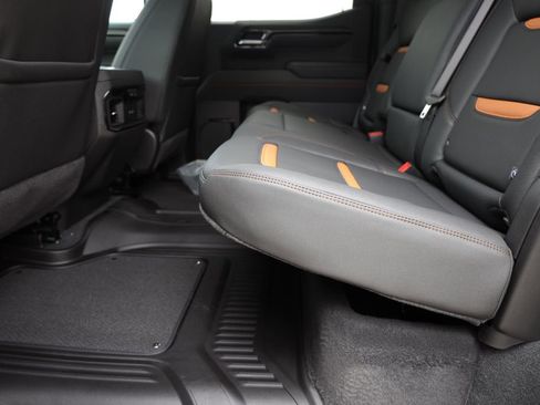 New 2026 GMC Sierra 1500 AT4 w/ AT4 Premium Package AWD/4WD image 19