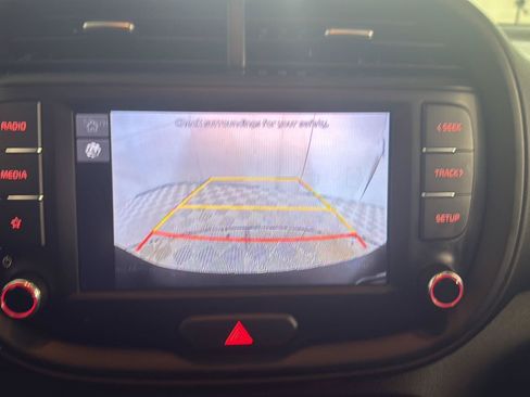 Used 2022 Kia Soul LX w/ Technology Package FWD image 24