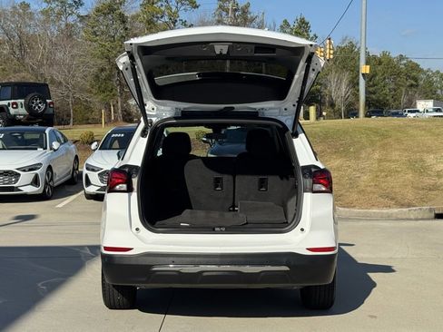 Used 2023 Chevrolet Equinox LT w/ Driver Convenience Package image 15