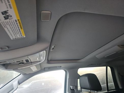 Used 2020 Chevrolet Tahoe LT image 12