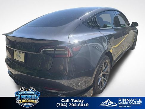 Used 2023 Tesla Model 3 Standard Range RWD image 5