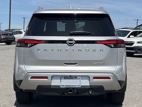 Used 2025 Nissan Pathfinder Platinum FWD image 40