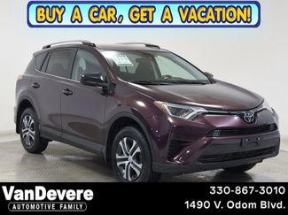 Used 2017 Toyota RAV4 LE w/ All Weather Liner Package AWD/4WD video 1
