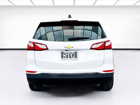 Used 2021 Chevrolet Equinox LS image 5