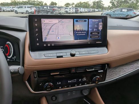 Used 2025 Nissan Rogue Platinum AWD/4WD image 26