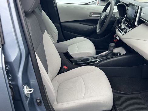 Used 2020 Toyota Corolla LE image 26