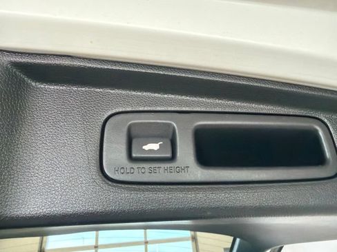 Used 2024 Honda CR-V Sport Touring image 18
