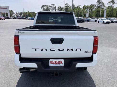Certified 2026 Toyota Tacoma SR5 RWD image 4
