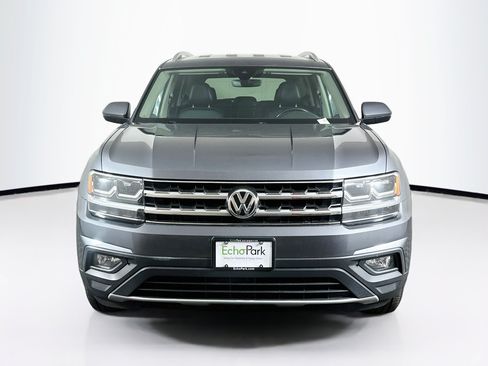 Used 2018 Volkswagen Atlas SE FWD image 2