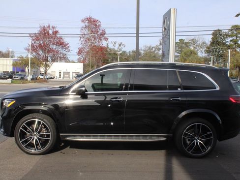 Certified 2025 Mercedes-Benz GLS 580 GLS 580 image 9