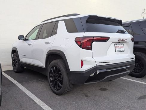 Used 2026 GMC Terrain Elevation w/ Elevation Premium Package FWD image 5