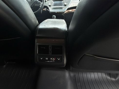 Used 2013 Toyota Avalon image 14