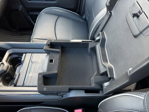 New 2026 RAM 3500 Limited AWD/4WD image 34