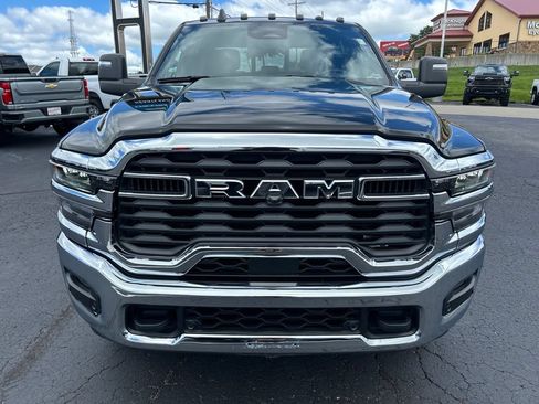 Used 2025 RAM 3500 Tradesman AWD/4WD image 2
