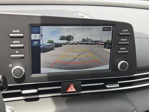 New 2026 Hyundai Elantra Hybrid FWD image 14