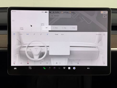 Used 2024 Tesla Model Y Performance image 33