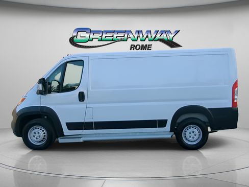 Used 2025 RAM ProMaster 2500 w/ U-Haul Equipment Group FWD image 18